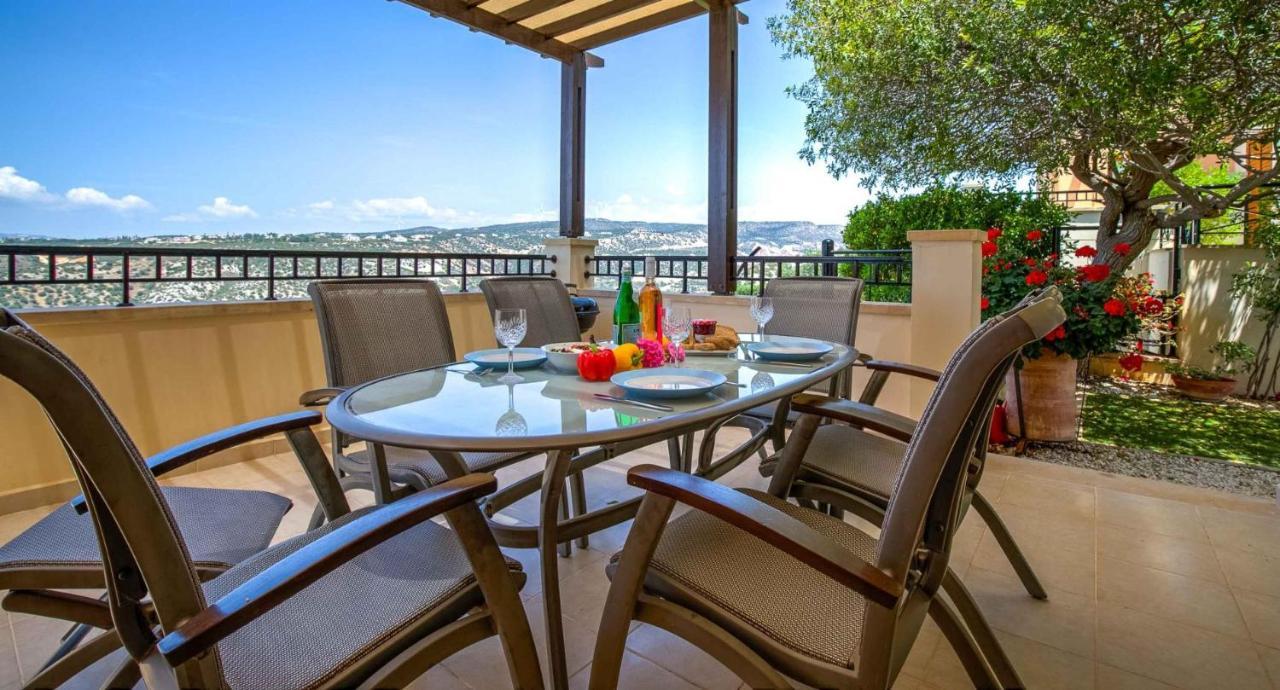 Fantastic Junior Villa Cz02 Salamis With Gorgeous Views, Aphrodite Hills Kouklia Exterior photo
