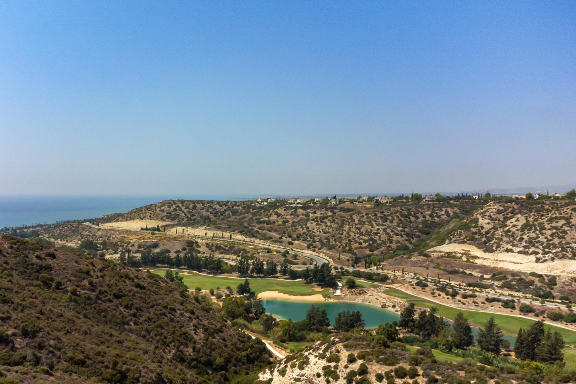 Fantastic Junior Villa Cz02 Salamis With Gorgeous Views, Aphrodite Hills Kouklia Exterior photo